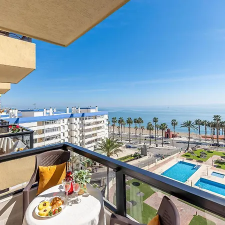 797 - Renovado Con Hermosas Vistas Benalmádena